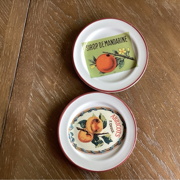 Williams Sonoma Set of Six Appetizer Plates - Picture 2 of 6